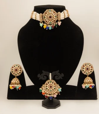 Gulnaar Imperial Chocker