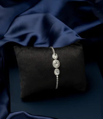 Elara Three Stone Bracelet